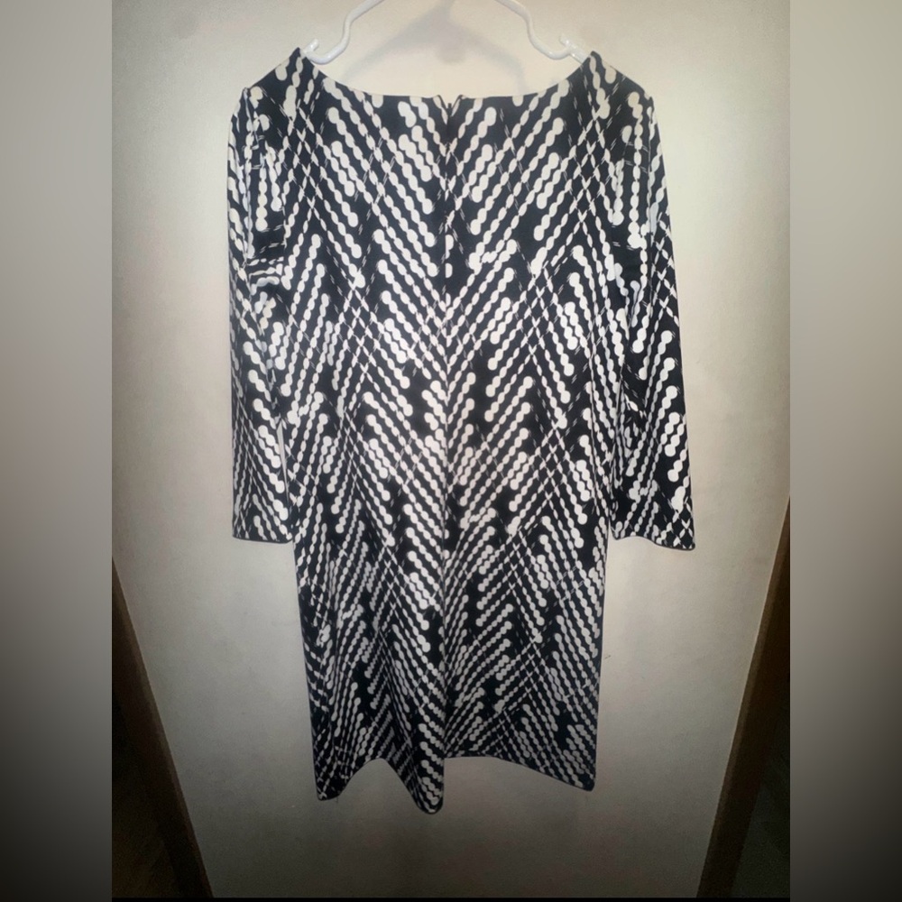 The Limited Abstract Dress Size Medium White and Black NWOT
